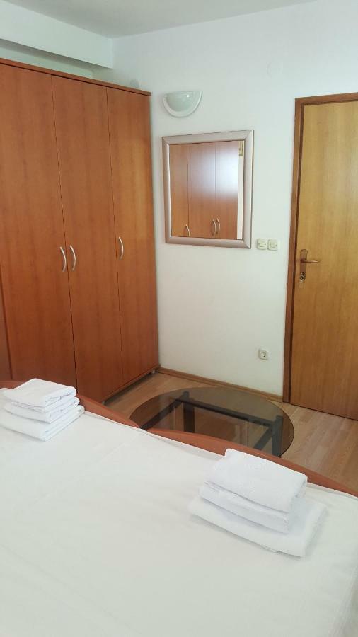 Apartman Adriatic Pavlinovic - Μακάρσκα Εξωτερικό φωτογραφία